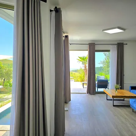 Nature Retreat With Private Pool 279 * Shetaj