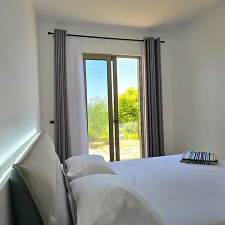 別荘 Nature Retreat With Private Pool 279 *