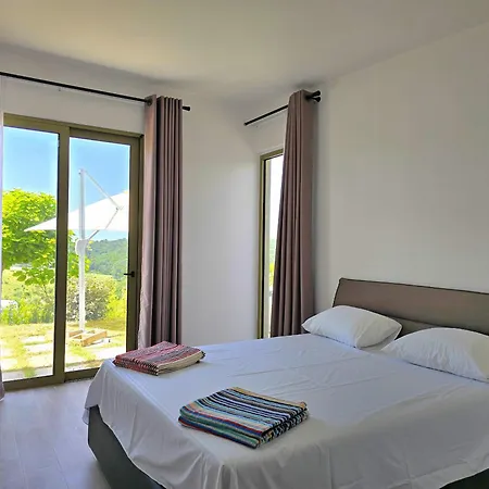 Nature Retreat With Private Pool 279 *