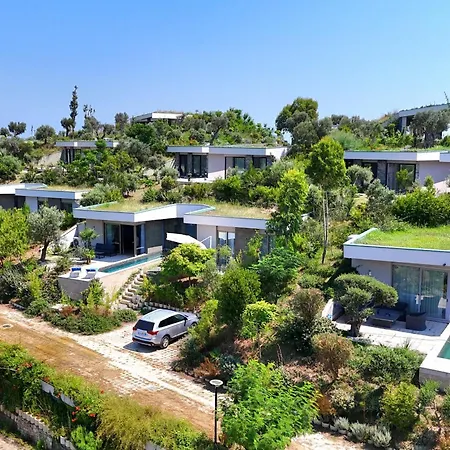 Nature Retreat With Private Pool 279 別荘