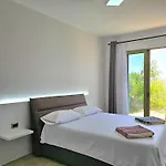 Nature Retreat With Private Pool 279 Shetaj