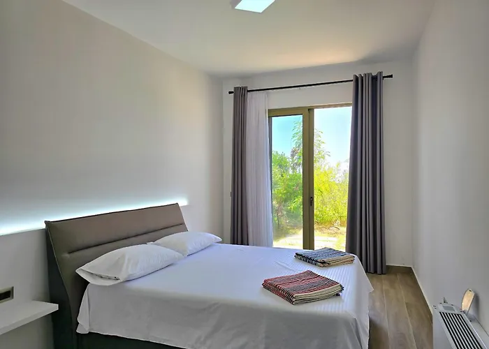 Nature Retreat With Private Pool 279 度假居