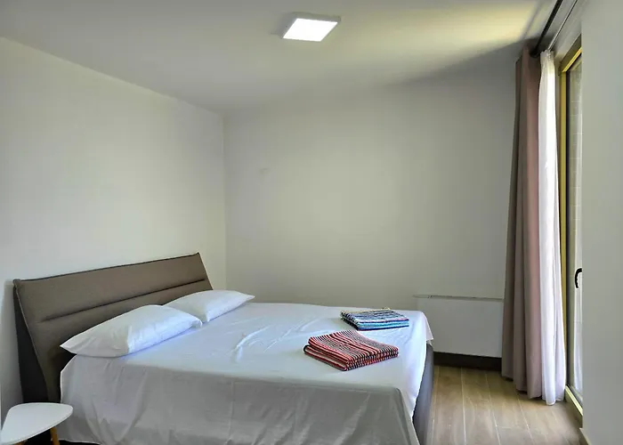 Nature Retreat With Private Pool 279 Shetaj