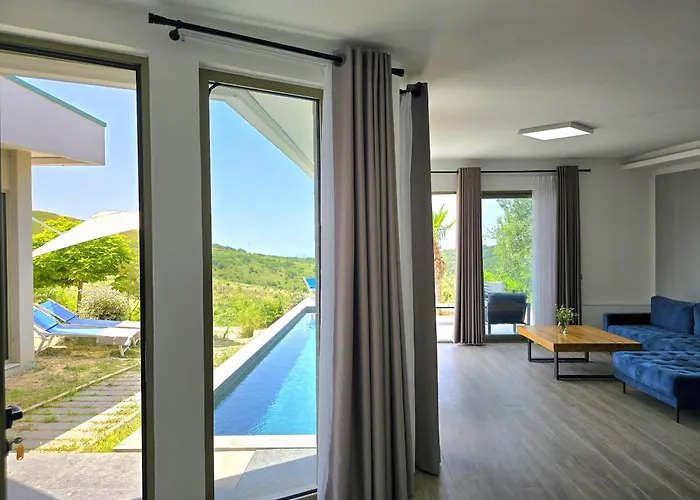 Nature Retreat With Private Pool 279 度假居