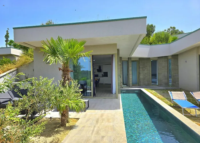 Nature Retreat With Private Pool 279 *